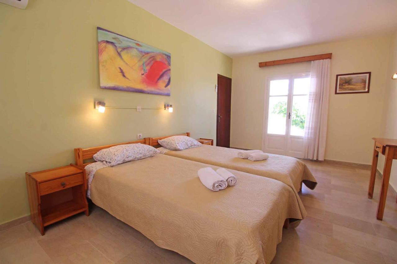 House Dimitri Agios Georgios Pagoi Corfu דירה