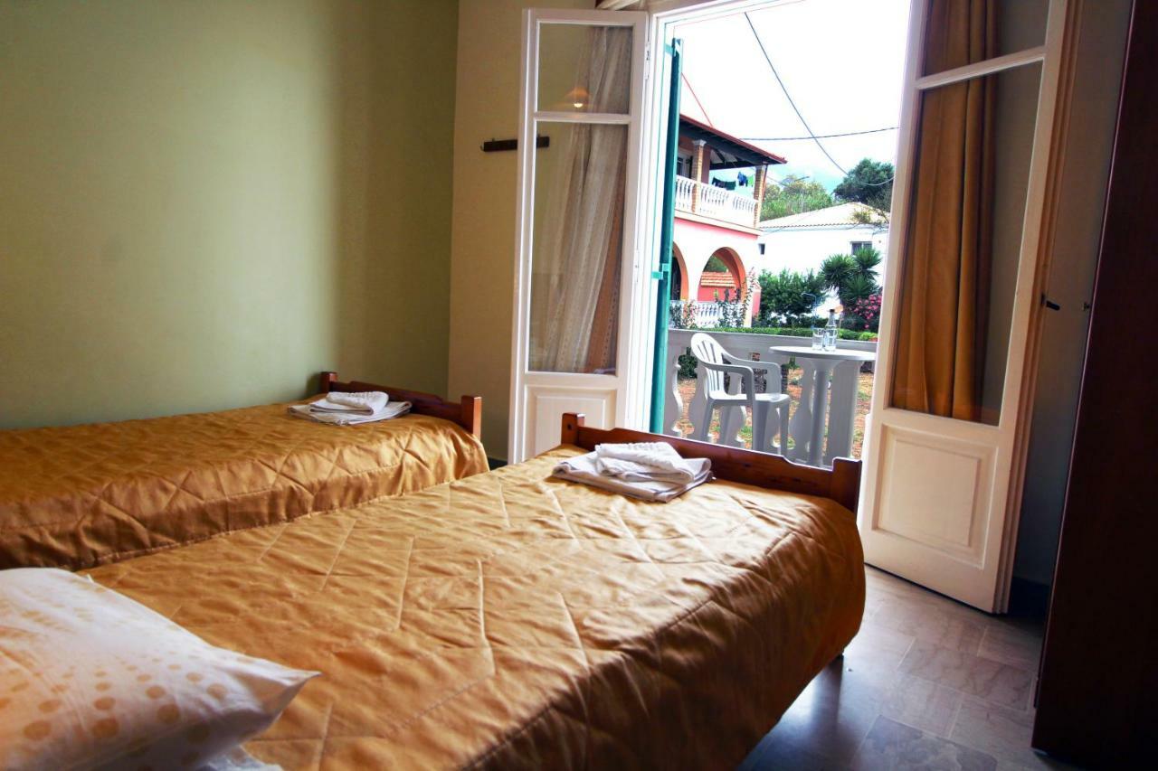 House Dimitri Agios Georgios Pagoi Corfu דירה
