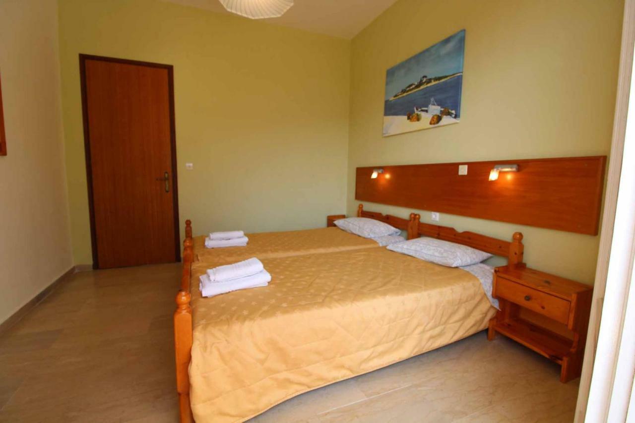 House Dimitri Agios Georgios Pagoi Corfu דירה