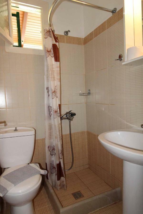 House Dimitri Agios Georgios Pagoi Corfu דירה